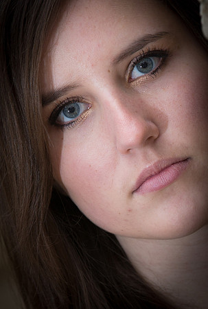 Hannah Klint Senior Images 3-21-2014-4689-2