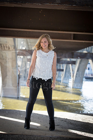 Annie Cyrs Senior Images 4-24-2018-0203