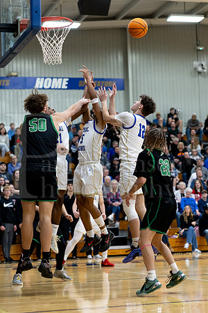 Rockford Christian Boys Varsity Basketball vs Rock Falls 2-7-2025-1212