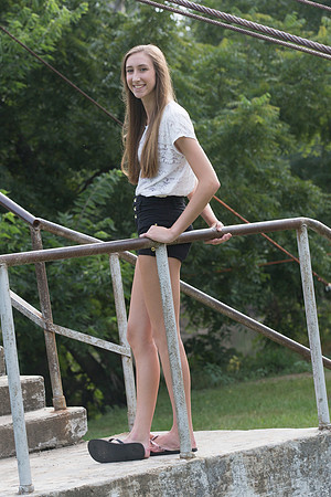 Margaret Horihan Senior Images 8-31-2013-0756