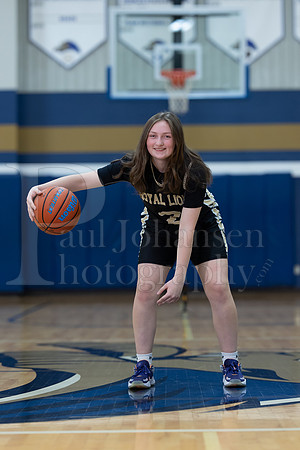 RC Basketball Seniors Banner Shoot 12-2-2021-0029