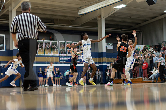 Rockford Christian Boys Varsity Basketball vs Winnebago 12-3-2022-0472