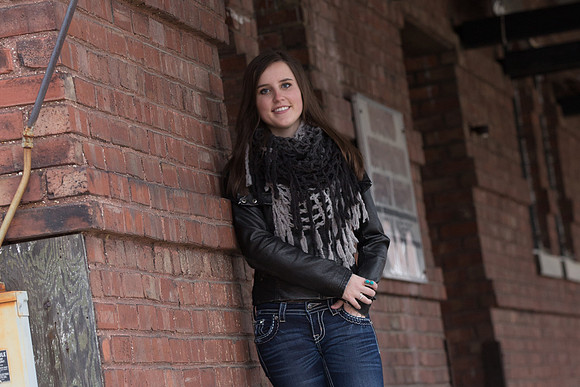 Hannah Klint Senior Images 3-21-2014-4766