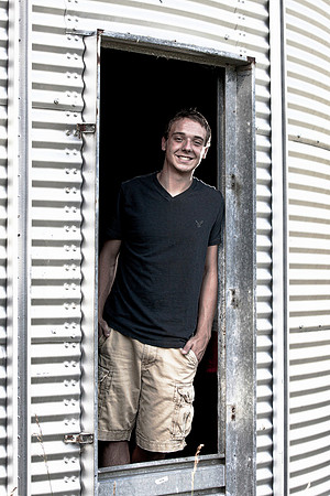 Mike Lundeen Senior Images-4949_pe