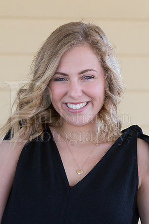 Annie Cyrs Senior Images 4-24-2018-0008