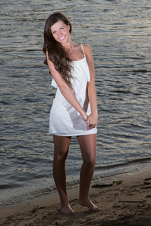 Alyssa Evett Senior Images 5-18-2014-4131