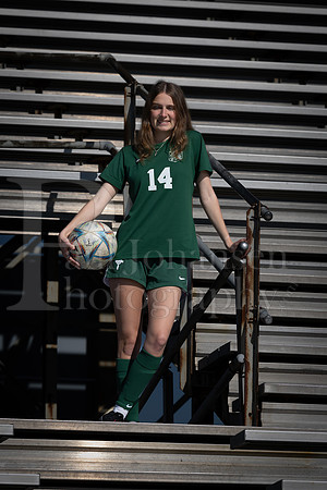 Boylan Varsity Girls Soccer Team and Senior Shoot 4-25-2024-0305