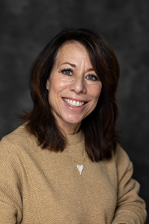 Tracy Krahmer Portraits 11-15-2024-0781
