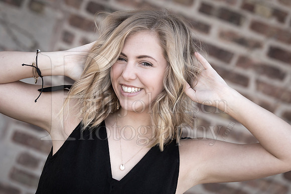 Annie Cyrs Senior Images 4-24-2018-0168-2
