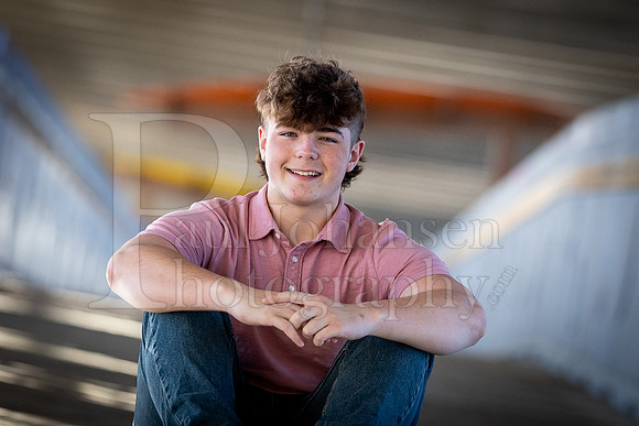 Jayden Vecchione Senior Images 5-3-2024-0113
