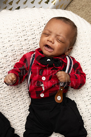 Foreman Family Portraits 12-12-2024-0102