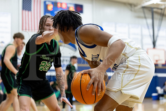 Rockford Christian Boys Varsity Basketball vs Rock Falls 2-7-2025-0556