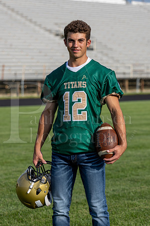 Nick Davenport Senior Images 8-4-2022-0009