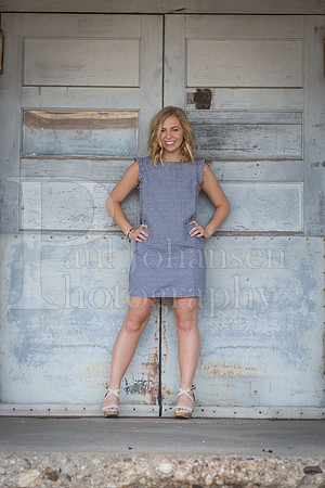 Annie Cyrs Senior Images 4-24-2018-0268