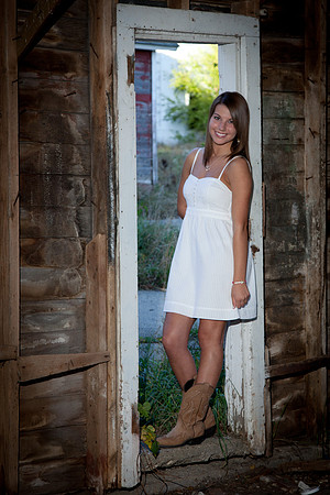 Lindsay Melling Senior Images-0468