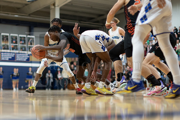 Rockford Christian Boys Varsity Basketball vs Winnebago 12-3-2022-0523