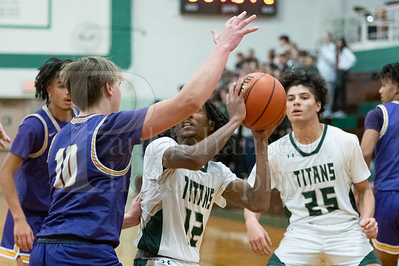 Boylan Boys Varsity Basketball vs Hononegah 2-3-2023-0396