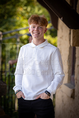 Ryder McCauley Senior Images 9-21-2024-1764