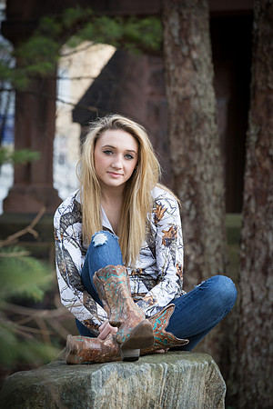 Shannon Garthwaite Senior Images 3-16-2015-0351