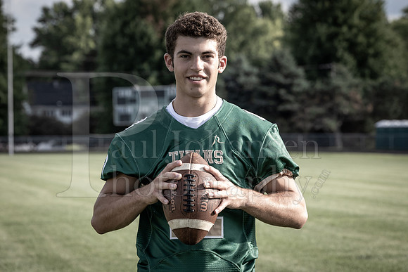 Nick Davenport Senior Images 8-4-2022-0057