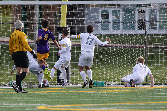 Boylan Varsity Boys Soccer vs Hononegah Regional Final 10-26-2013-4723