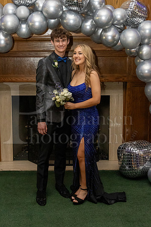 Rockford Christian Prom 2024 Seniors Shoot 4-27-2024-0004