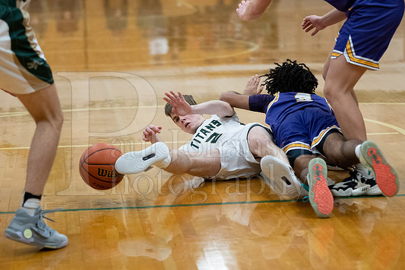Boylan Boys Varsity Basketball vs Hononegah 2-3-2023-0512