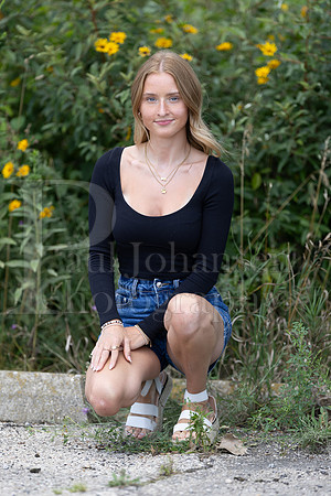 Marley Flynn Senior Images 8-11-2024-0131