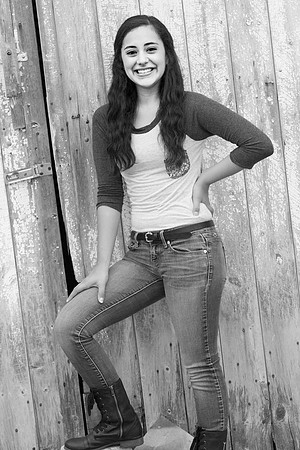 Emily Bergez Senior Images 8-10-2014-0654