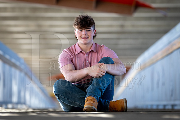 Jayden Vecchione Senior Images 5-3-2024-0127
