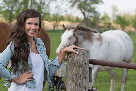 Alyssa Evett Senior Images 5-18-2014-3886