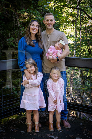 Blume Family Portraits 7-29-2024-0010