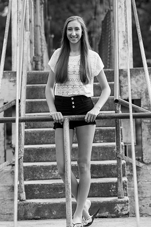 Margaret Horihan Senior Images 8-31-2013-0749-2