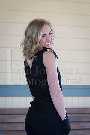 Annie Cyrs Senior Images 4-24-2018-0038