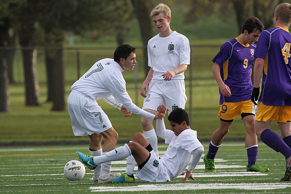 Boylan Varsity Boys Soccer vs Hononegah Regional Final 10-26-2013-4821
