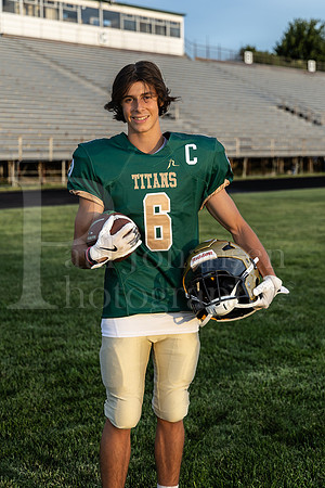 Boylan Varsity Football Senior Banner Shoot 8-20-2024-0008