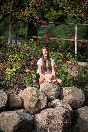 Margaret Horihan Senior Images 8-31-2013-0759