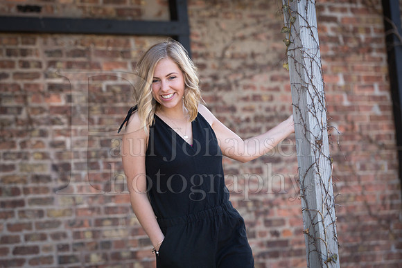 Annie Cyrs Senior Images 4-24-2018-0157