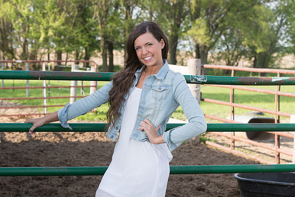 Alyssa Evett Senior Images 5-18-2014-3960
