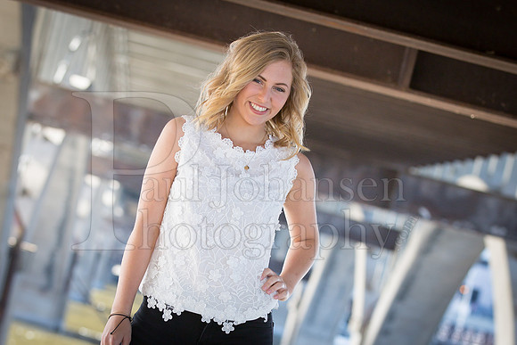 Annie Cyrs Senior Images 4-24-2018-0198