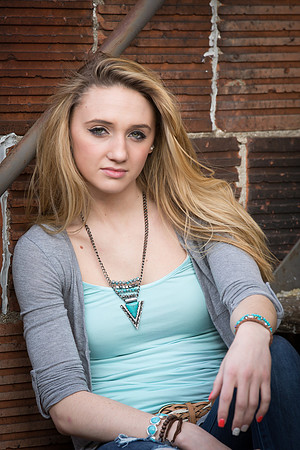 Shannon Garthwaite Senior Images 3-16-2015-0316