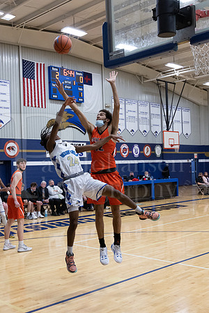 RC Boys Varsity Basketball vs Winnebago 1-29-2022-0043
