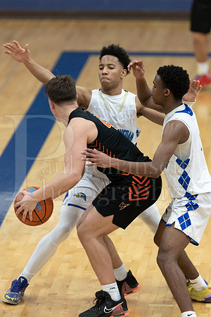 Rockford Christian Boys Varsity Basketball vs Winnebago 12-3-2022-0656