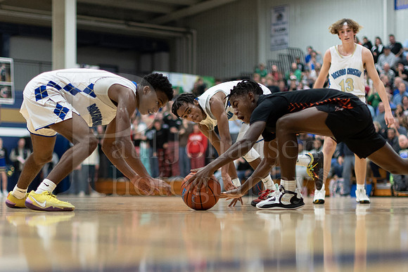 Rockford Christian Boys Varsity Basketball vs Winnebago 12-3-2022-0510