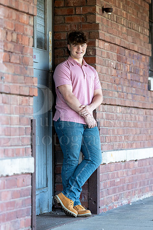 Jayden Vecchione Senior Images 5-3-2024-0228