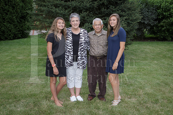 Krahmer Nuccio Family 8-5-2017-0031