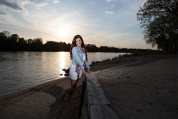 Alyssa Evett Senior Images 5-18-2014-4152