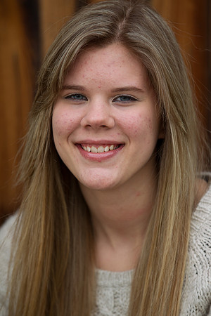 Emily Nylen Senior Images-5129
