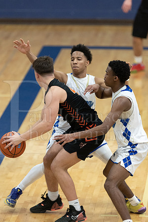 Rockford Christian Boys Varsity Basketball vs Winnebago 12-3-2022-0655