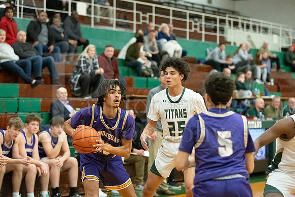 Boylan Boys Varsity Basketball vs Hononegah 2-3-2023-0378